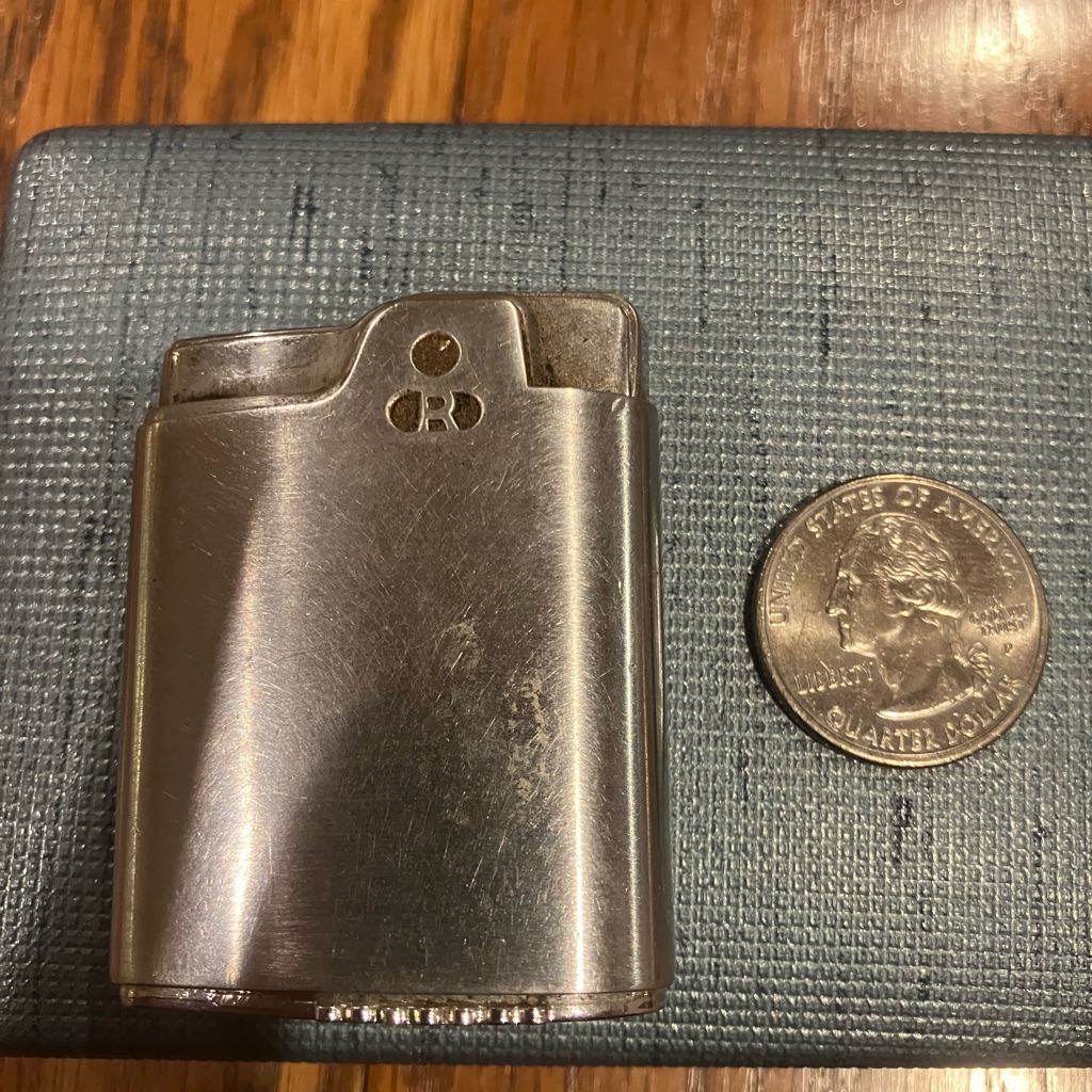 Vintage Ronson Essex Lighter